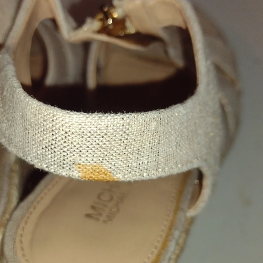 Michael Michael KorsBerkley Wedge Sandals size 6m